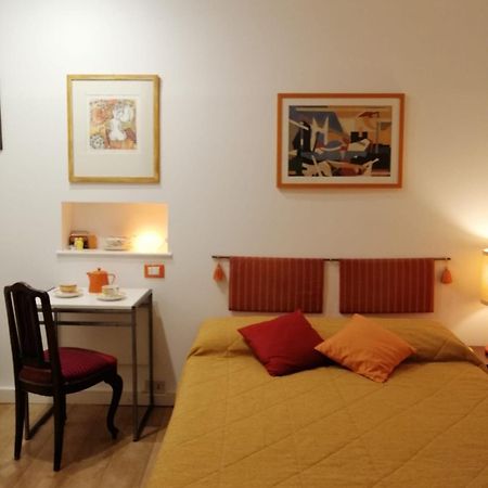 Appartement Rizzi, Elegante Monolocale In Centro Storico à Venise Extérieur photo
