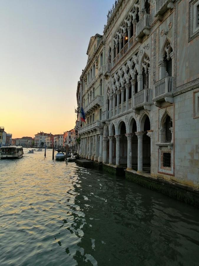 Appartement Rizzi, Elegante Monolocale In Centro Storico à Venise Extérieur photo